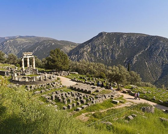 Private Tour: Delphi Day Trip from Athens Including wonderful local Lunch - Private Guide Value: Better Pacing, Easier Questions, Real Crowd Control