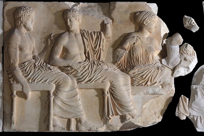 Private Tour: Half day Athens Sightseeing and Acropolis Museum - Propylaea, Parthenon, and Erectheion: where a private guide makes the climb worth it