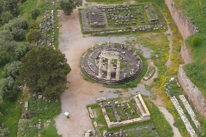 Private Tour of Delphi & Arachova from Athens - Athens pickup and the Wi-Fi Mercedes ride
