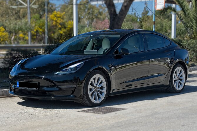 Private Transfer from Athens Airport to Athens City with Tesla - Luggage rules: the one constraint that can affect comfort