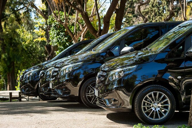 Private Transfer from Athens Airport to Nafplio - Airport pickup at ATH: how to find your chauffeur fast
