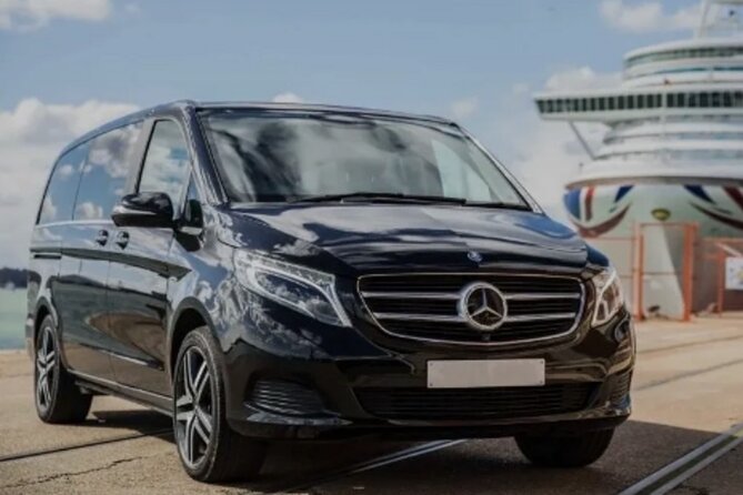 Private Transfer from Piraeus Port or Hotels to Athens Airport - From Ship Door to Airport Door, Without the Usual Stress