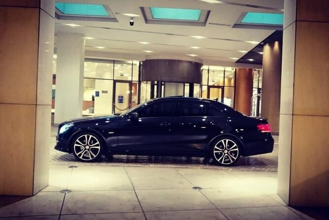 Private transfer Port - Athens - Service style: private, local-feeling, and designed for low stress