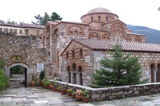 Sacred Delphi & Osios Loukas in a Full Day Private Tour - Arachova as a Quick Reset, Not a Full Stop