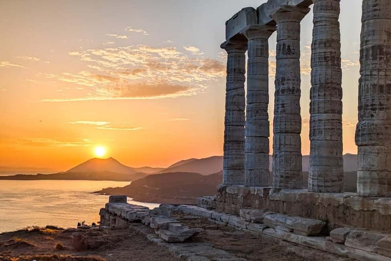 Sounion Private Tour: Just Your Group & Pro Photos - Temple of Poseidon at sunset: how the timing shapes your photos and your mood