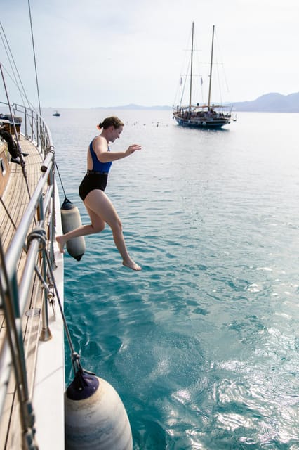 Sunset Dinner Cruise: Swim Stop, Drinks & Onboard Dining - What the $163 Price Includes, and When It Feels Like a Real Deal