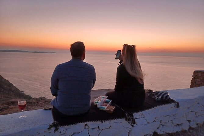 Sunset Lighthouse Armenistis - Key things that make this sunset tour worth your attention