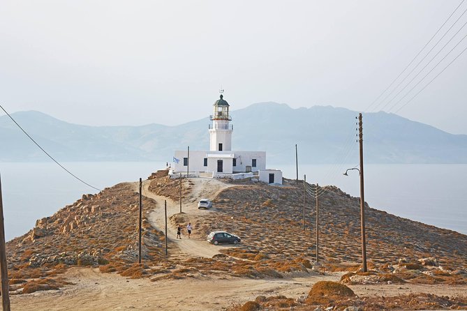 Sunset Lighthouse Armenistis - The Armenistis Lighthouse stop: what you should expect at the viewpoint
