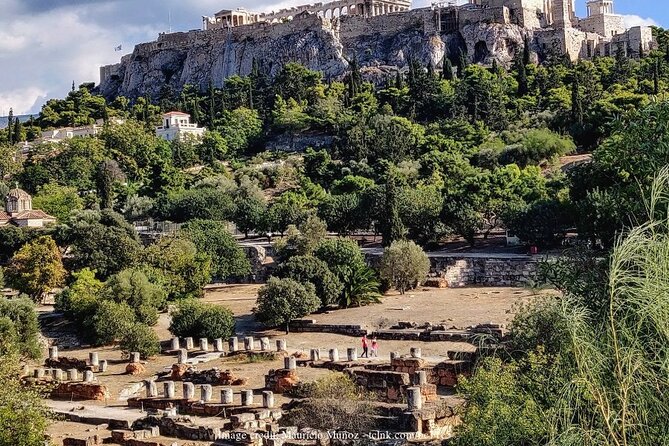 The Acropolis of Athens & Parthenon: Private 2-hour Walking Tour - Meeting at SPARTA POINT and planning your timing for fewer crowds