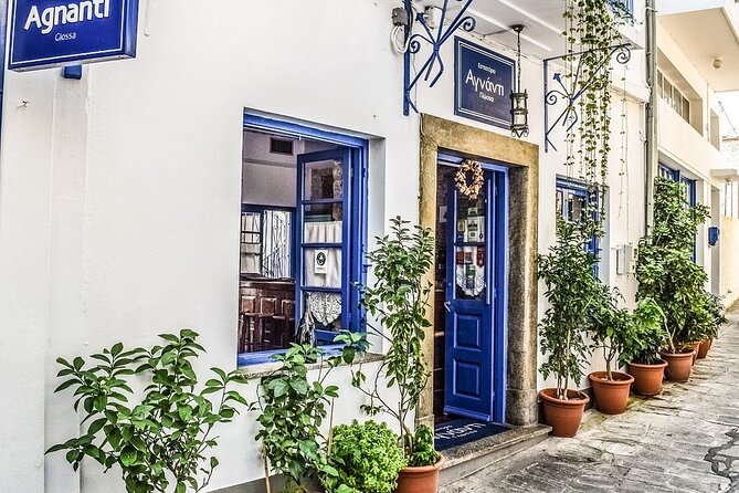 The Ultimate 11-Day Island Tour, Paros, Naxos, Mykonos, Santorini - Santorini the hard way, by sea: hot springs, Red Beach, White Beach, Oia sunset
