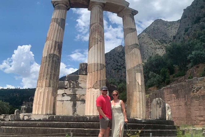 Thermopylae and Delphi Private Full-Day Tour from Athens - Lunch in Delphi and the Arachova photo stop: keeping the day from dragging