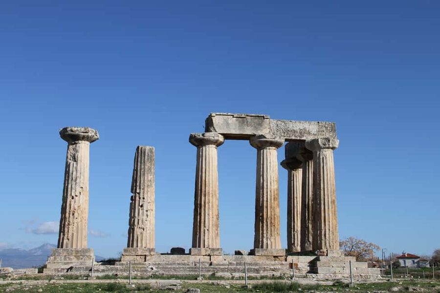 "Tour in Athens & Corinth:Highlights & Path of Apostle Paul" - Temple of Apollo stop: short guided time, clear payoff